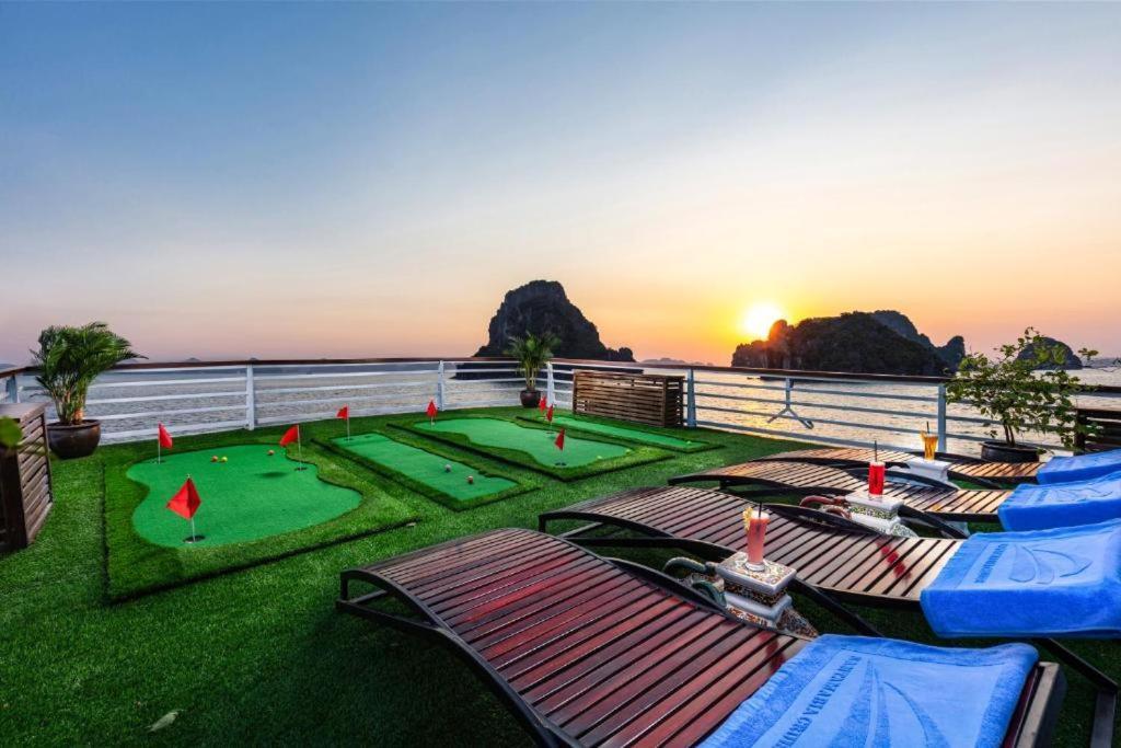 Thu Thuy Cruise - Travel Hotel Chan Chau Exterior photo
