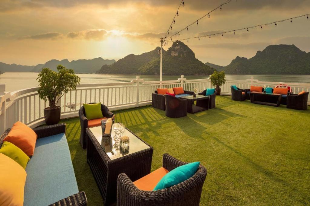 Thu Thuy Cruise - Travel Hotel Chan Chau Exterior photo